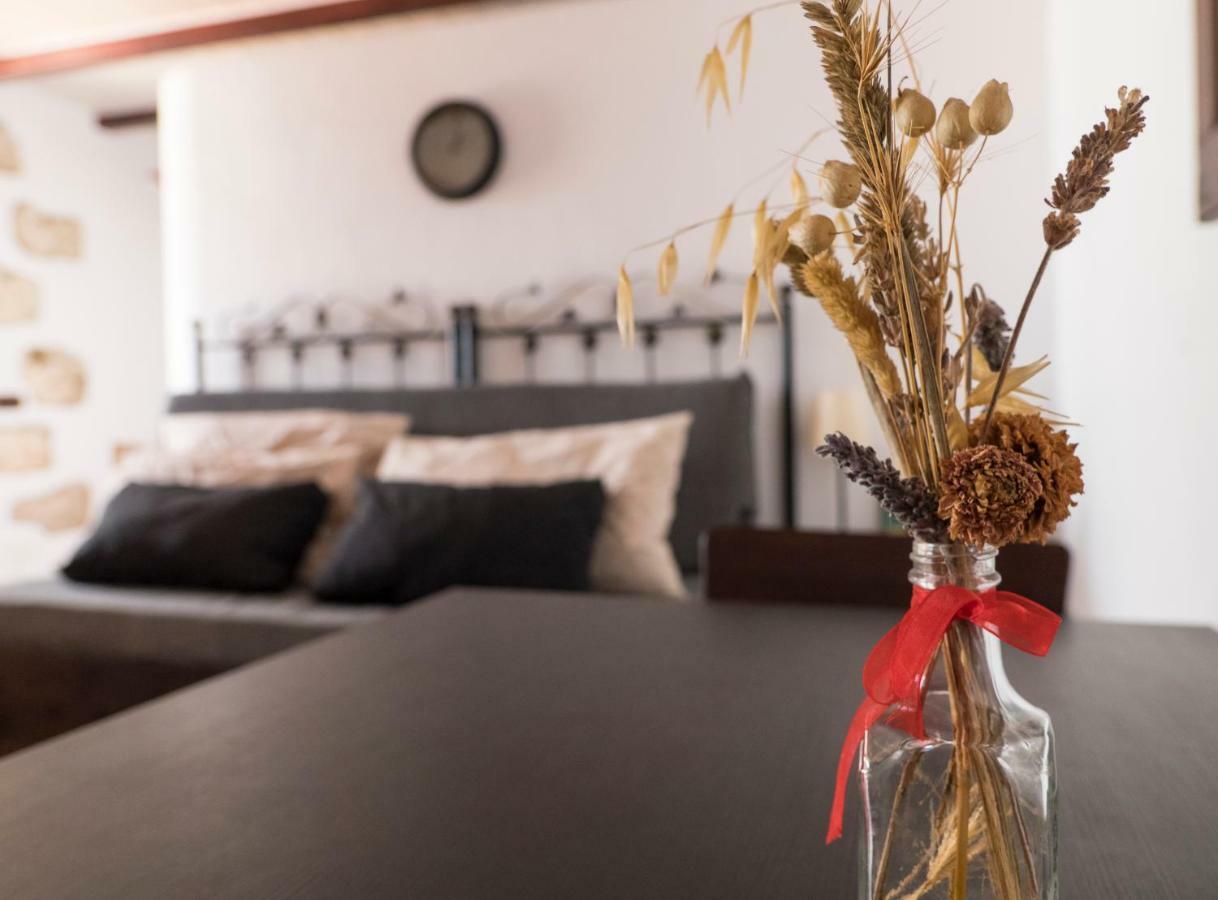 La Bohemia Apartments เตอรอร์ ภายนอก รูปภาพ